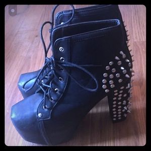 Spiked boots